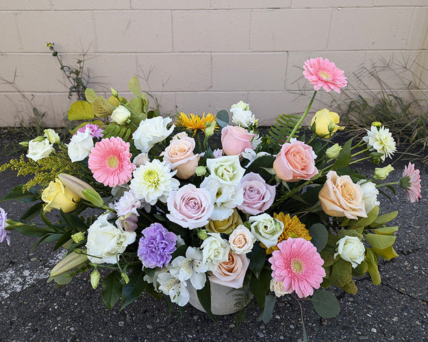 Fresh Blooms Flowers-Designer Choice Garden Style Arrangement
