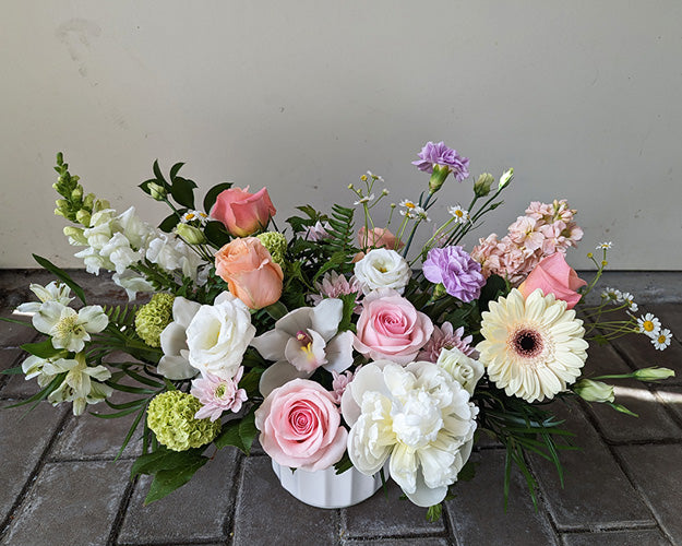 Fresh Blooms Flowers-Designer Choice Garden Style Arrangement