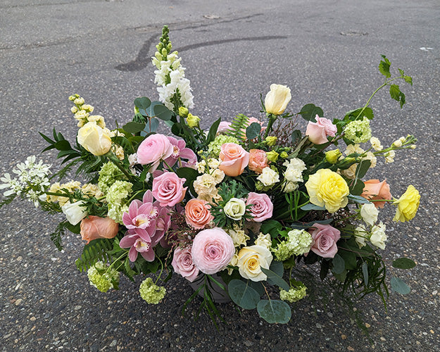 Fresh Blooms Flowers-Designer Choice Garden Style Arrangement