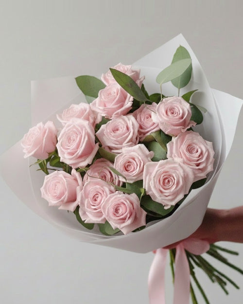 Fresh Blooms Flowers-Premium Light Pink Roses