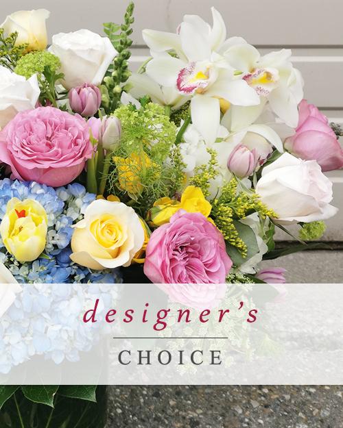Fresh Blooms Flowers-Designer Choice Seasonal Arrangement