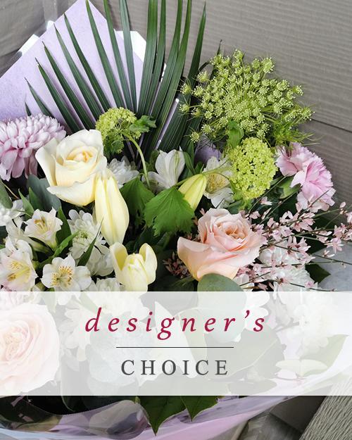 Fresh Blooms Flowers-Designer Choice Seasonal Bouquet