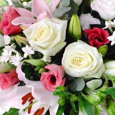 Fresh Blooms Flowers-Hugs and Kisses Bouquet