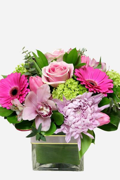 Fresh Blooms Flowers-Sweet Candy