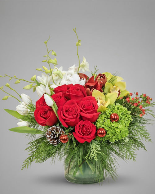 Holiday in Style modern Christmas arrangement
