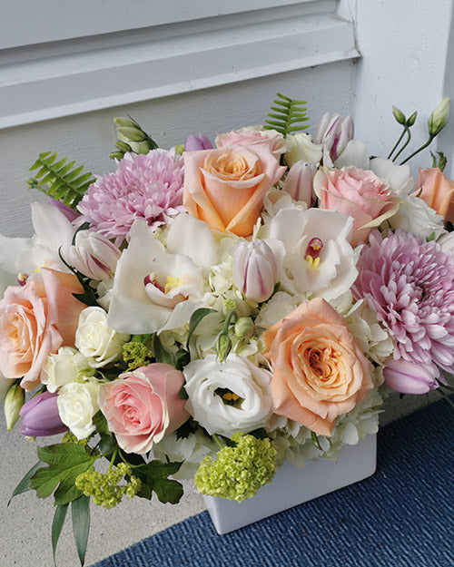 Fresh Blooms Flowers-Mother's Day Signature Designer Arrangement