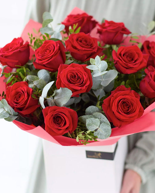 Fresh Blooms Flowers-Premium Red Roses Bouquet