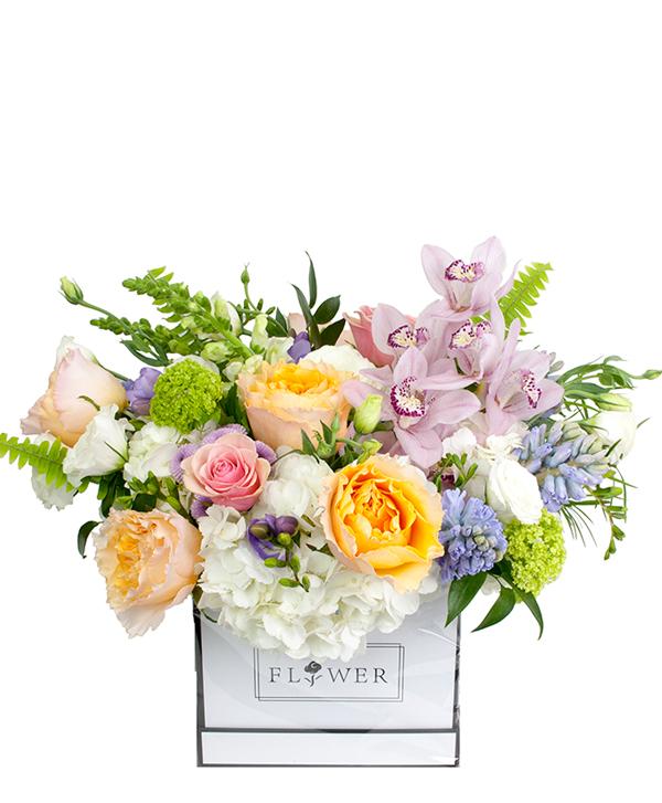 Fresh Blooms Flowers-Luxury Flower Box