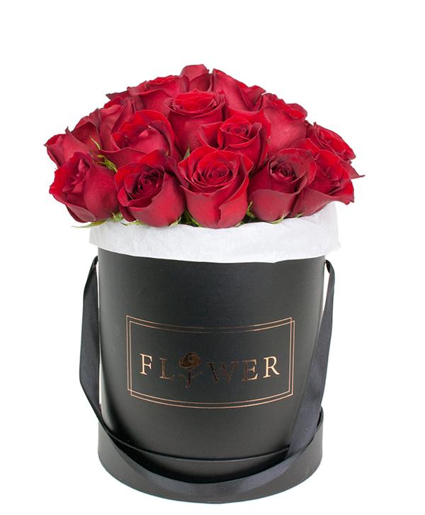 Fresh Blooms Flowers-Luxury Roses Box
