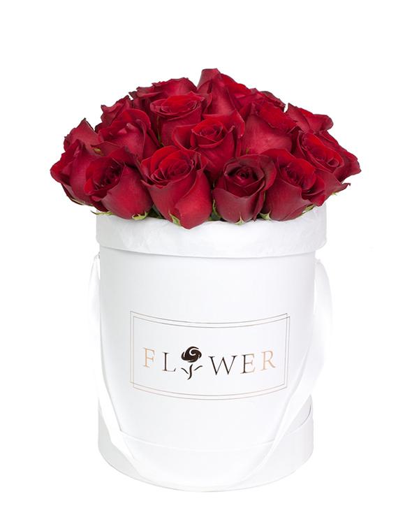 Fresh Blooms Flowers-Luxury Roses Box