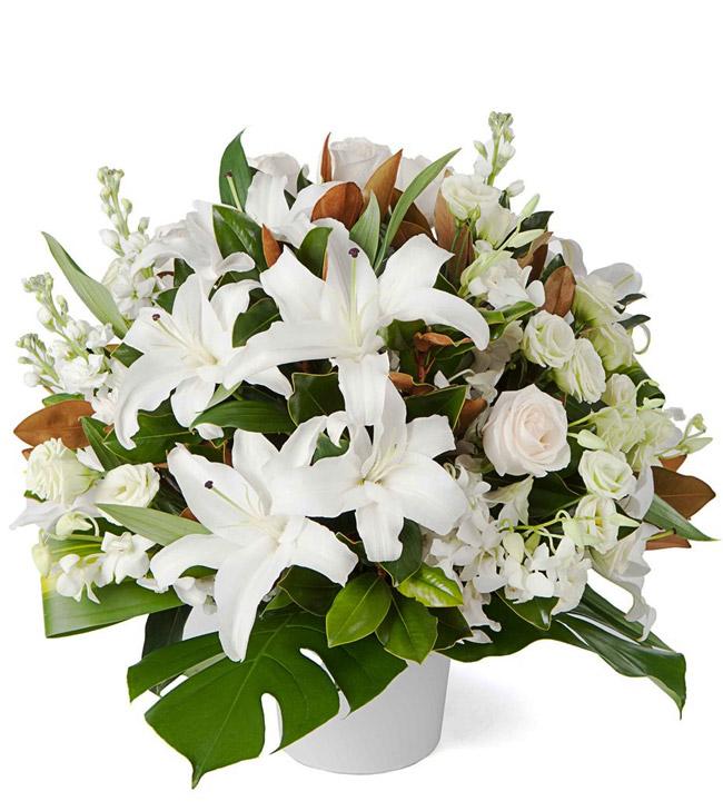 Fresh Blooms Flowers-Timeless Elegance